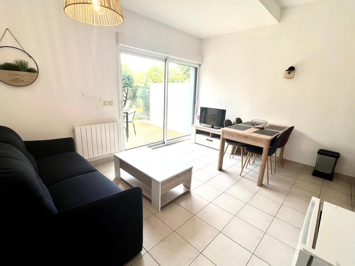 Lrx-0049 - Appartement Avec Exterieur Aytré Esterno foto