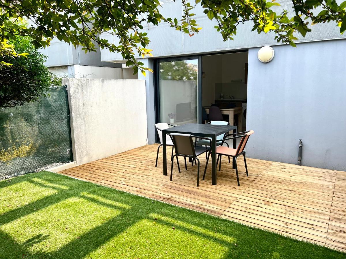 Lrx-0049 - Appartement Avec Exterieur Aytré Esterno foto