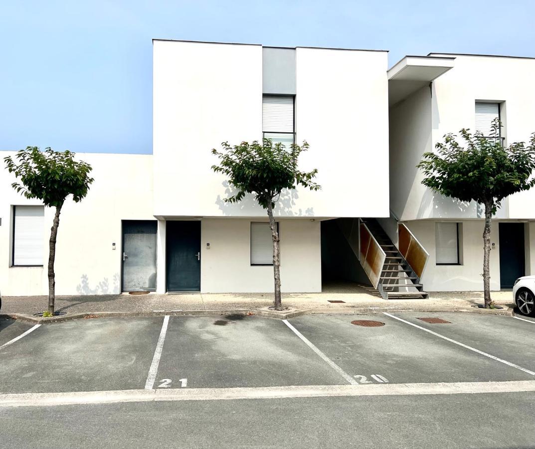 Lrx-0049 - Appartement Avec Exterieur Aytré Esterno foto